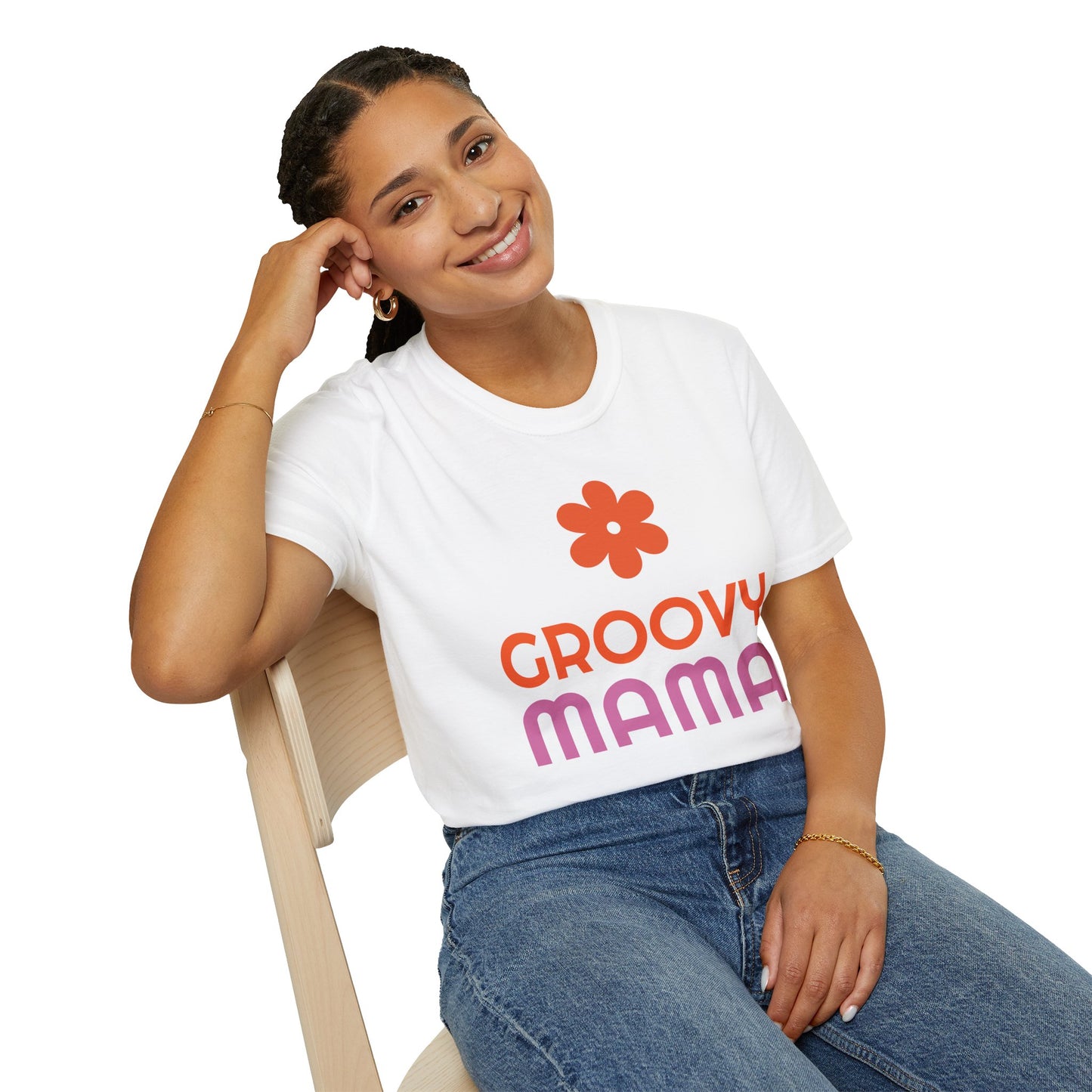 Groovy Mama T-Shirt — Retro Flower Mom Tee for Mothers Day & '70s Vibe