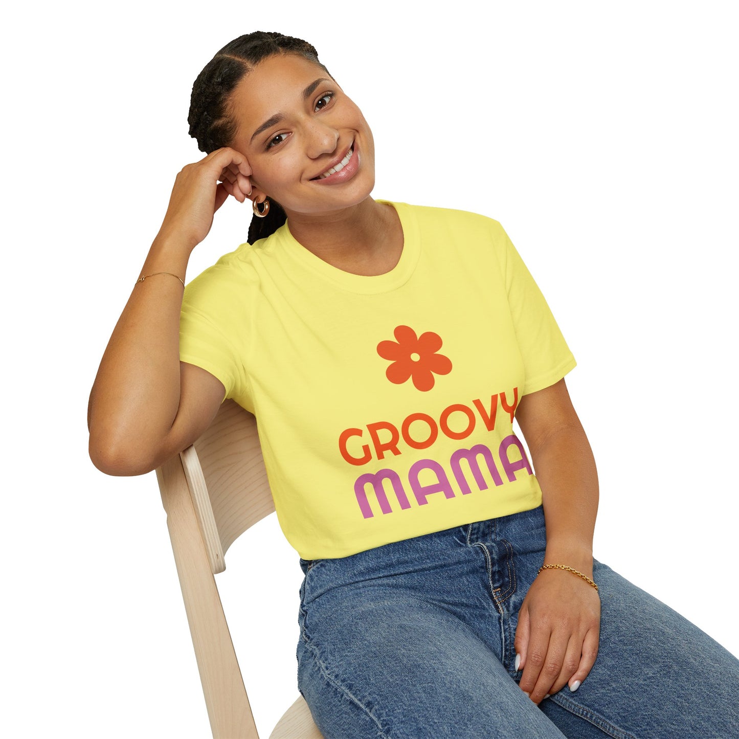 Groovy Mama T-Shirt — Retro Flower Mom Tee for Mothers Day & '70s Vibe