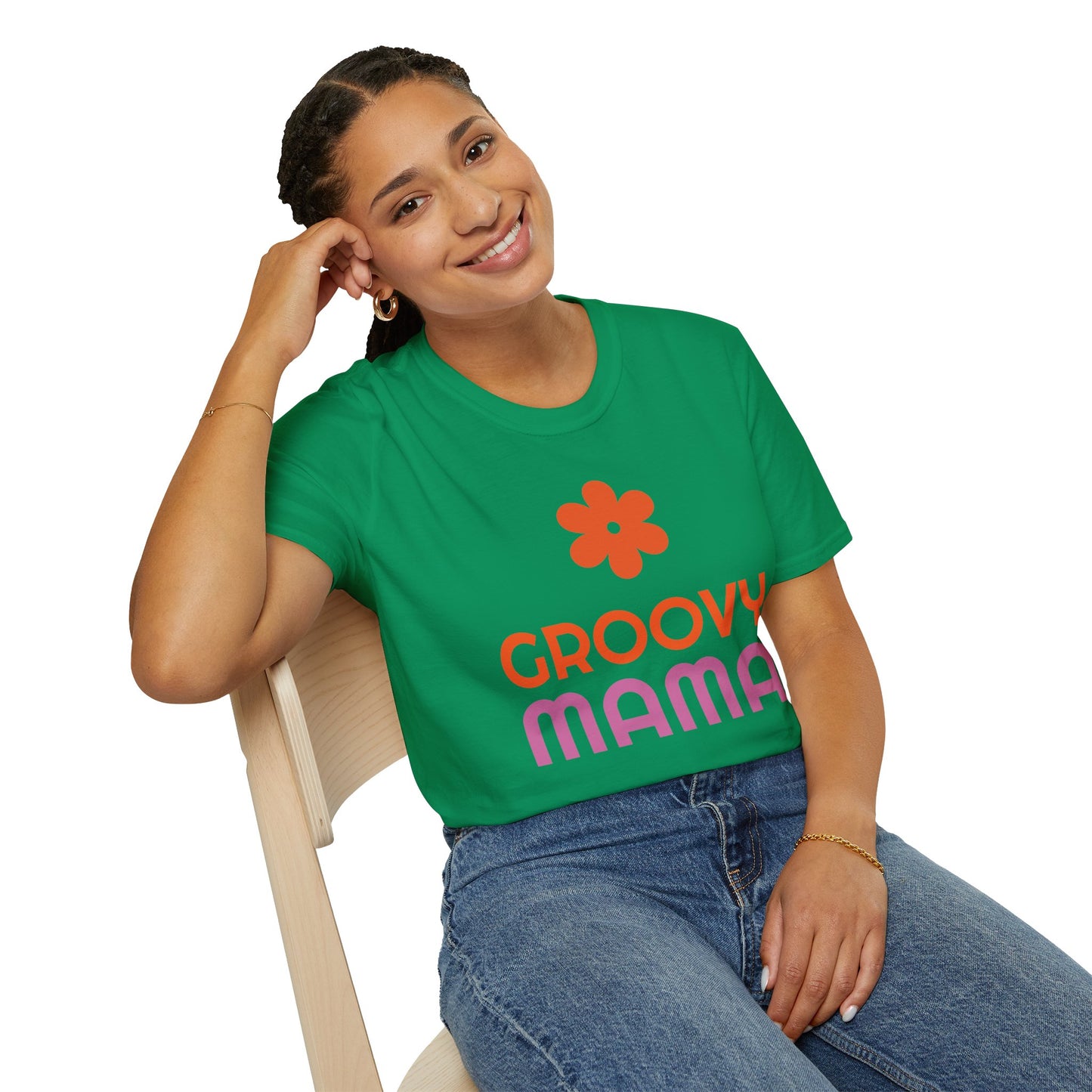 Groovy Mama T-Shirt — Retro Flower Mom Tee for Mothers Day & '70s Vibe