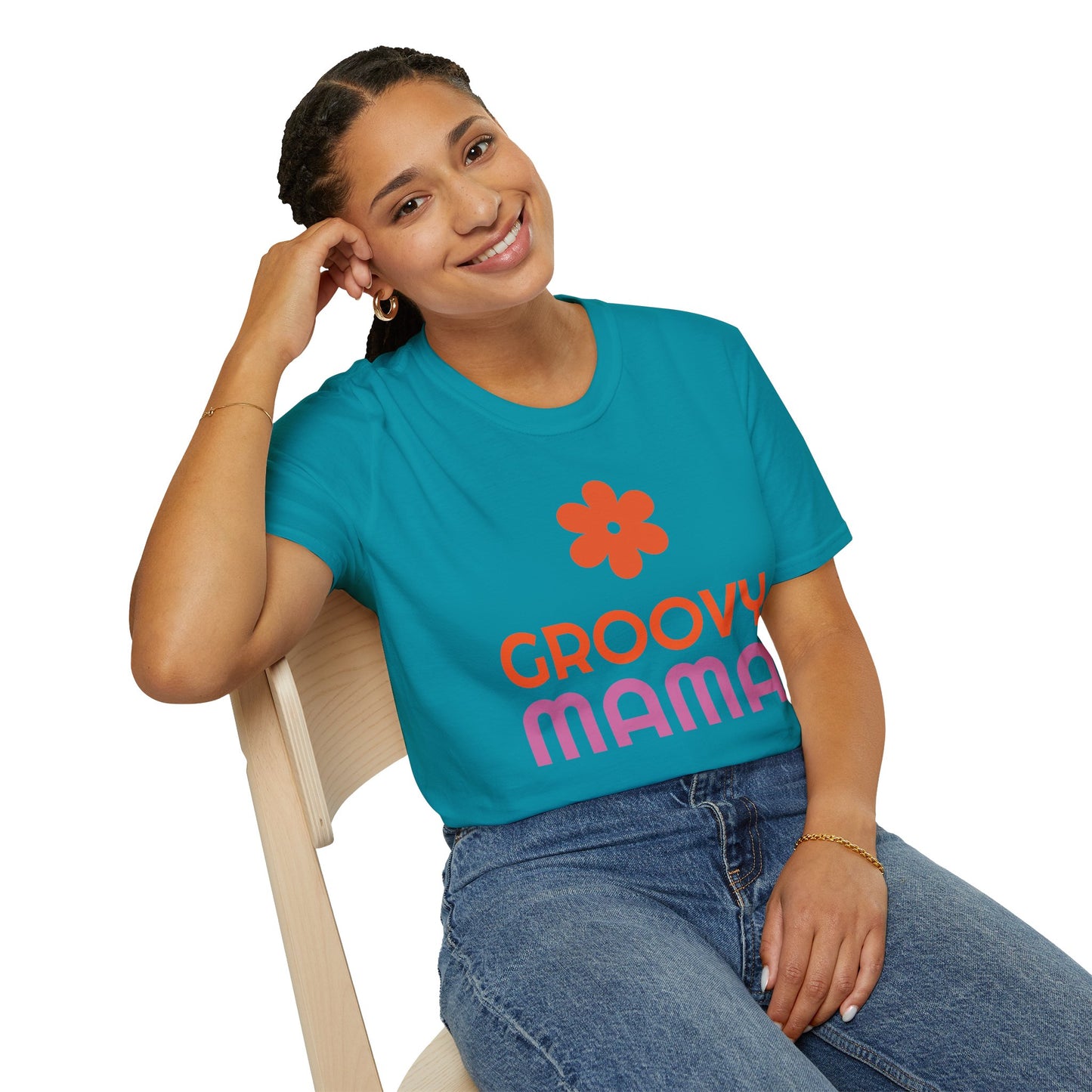 Groovy Mama T-Shirt — Retro Flower Mom Tee for Mothers Day & '70s Vibe